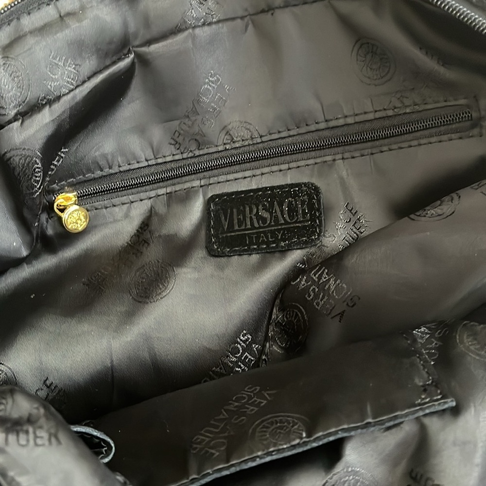 🎉SUPER RARE🎉 Inspired by Versace Genuine Fur/Suede/Leather Patchwork Bag. - Picture 6 of 6